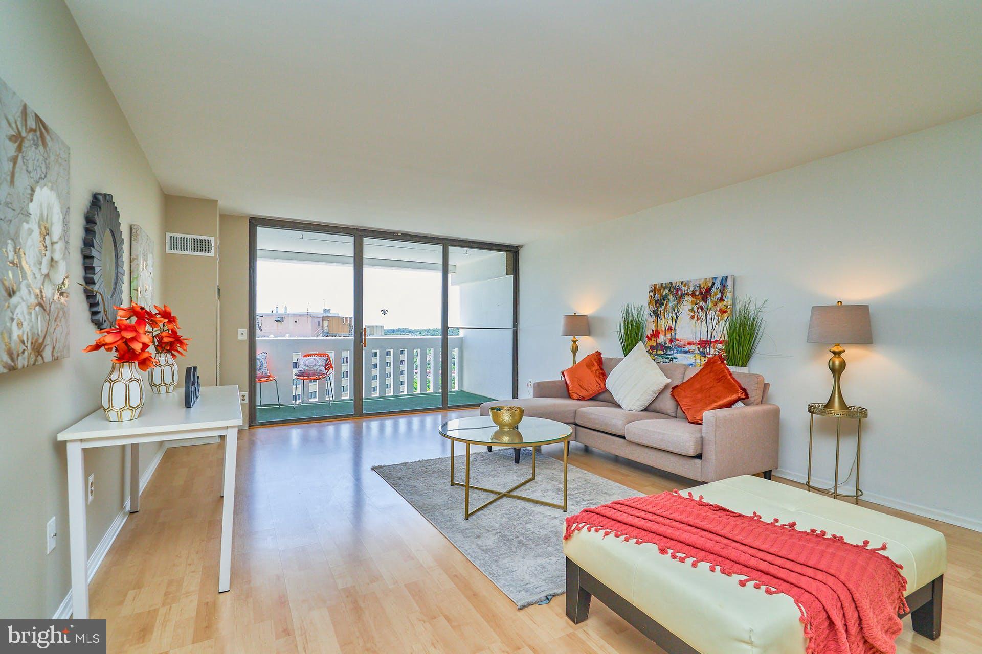 6101 Edsall Road, Unit 1707 Alexandria, VA 22304 - Photo 7 of 45 Large balcony window w/ slider.