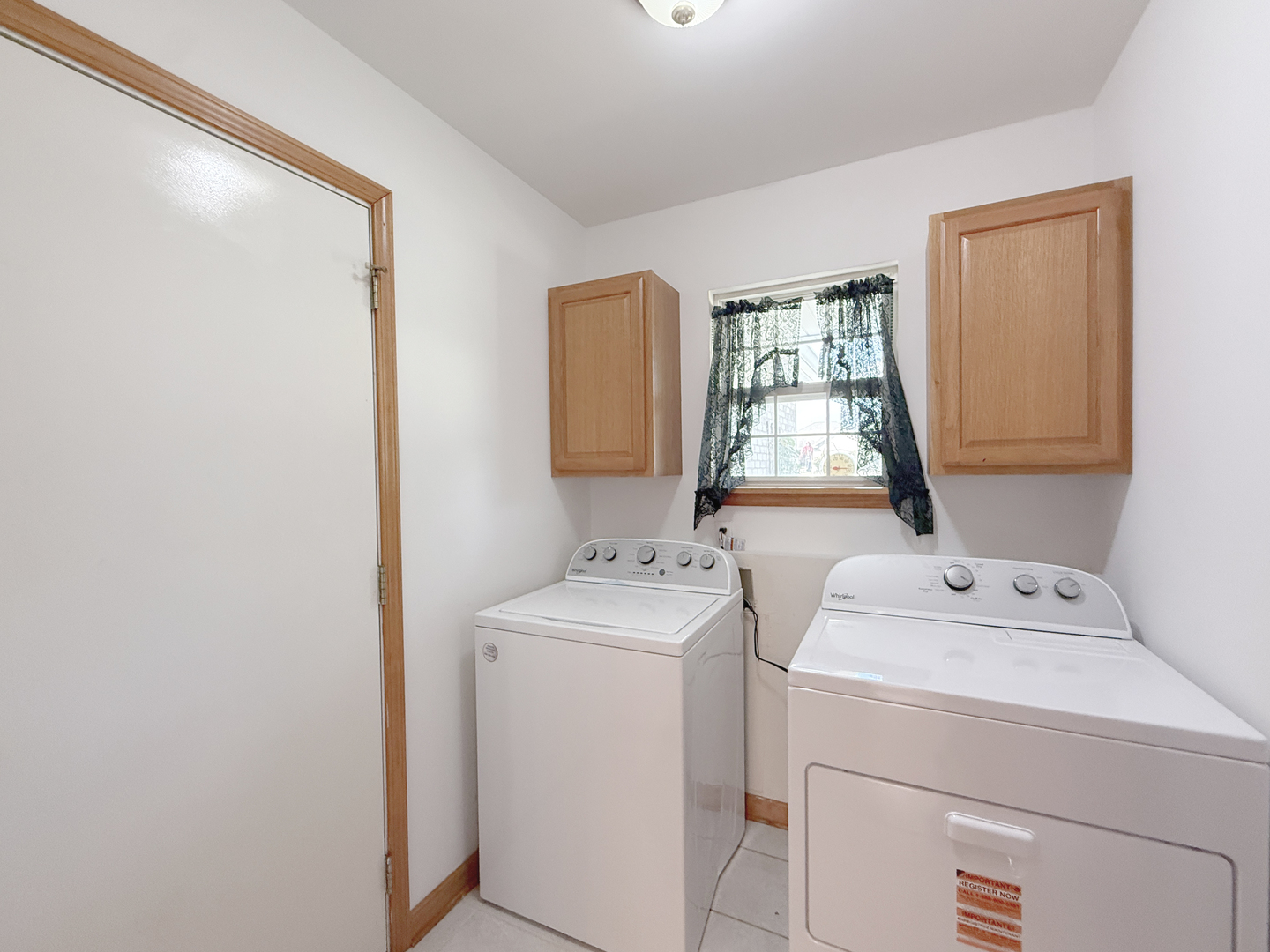 1278 Knolls Avenue South DeKalb, IL 60115 - Photo 18 of 35 a utility room with dryer and washer