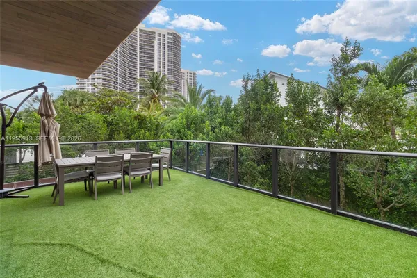 $2,099,000 | 3040 North Ocean Boulevard, Unit N101, Fort Lauderdale, FL 33308