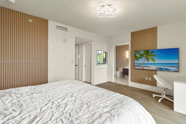 $2,099,000 | 3040 North Ocean Boulevard, Unit N101, Fort Lauderdale, FL 33308