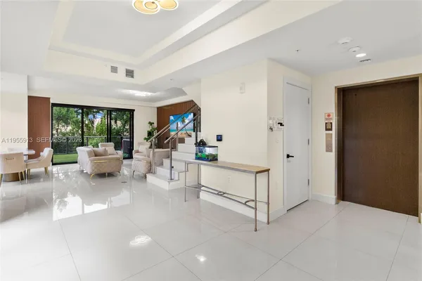 $2,099,000 | 3040 North Ocean Boulevard, Unit N101, Fort Lauderdale, FL 33308