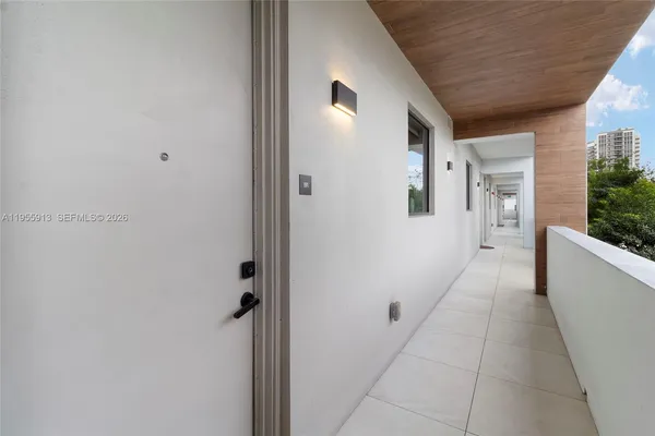 $2,099,000 | 3040 North Ocean Boulevard, Unit N101, Fort Lauderdale, FL 33308