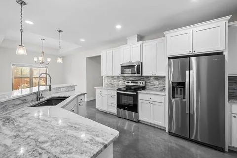 $390,000 | 139 West Maple Drive, Granite Shoals, TX 78654