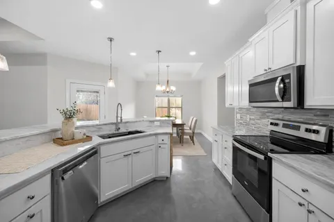 $390,000 | 139 West Maple Drive, Granite Shoals, TX 78654