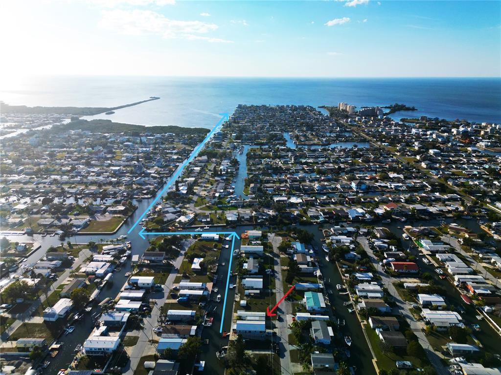 6814 Gull Lane Hudson, FL 34667 - Photo 4 of 51