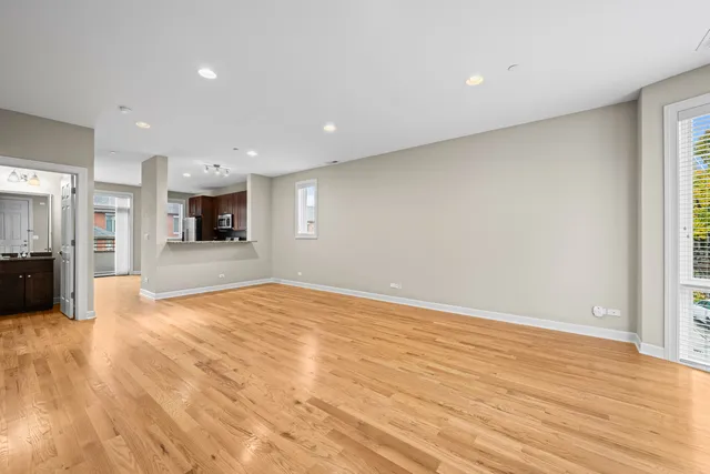 $3,200 | 86 Legacy Lane, Wheeling, IL 60090