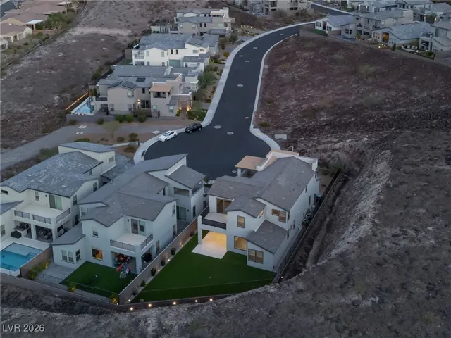 $1,264,000 | 2008 Peaceful Mesa Court, Henderson, NV 89052