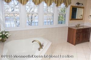 2405 Riverside Terrace Manasquan, NJ 08736 - Photo 23 of 37 20160414152448508987000000