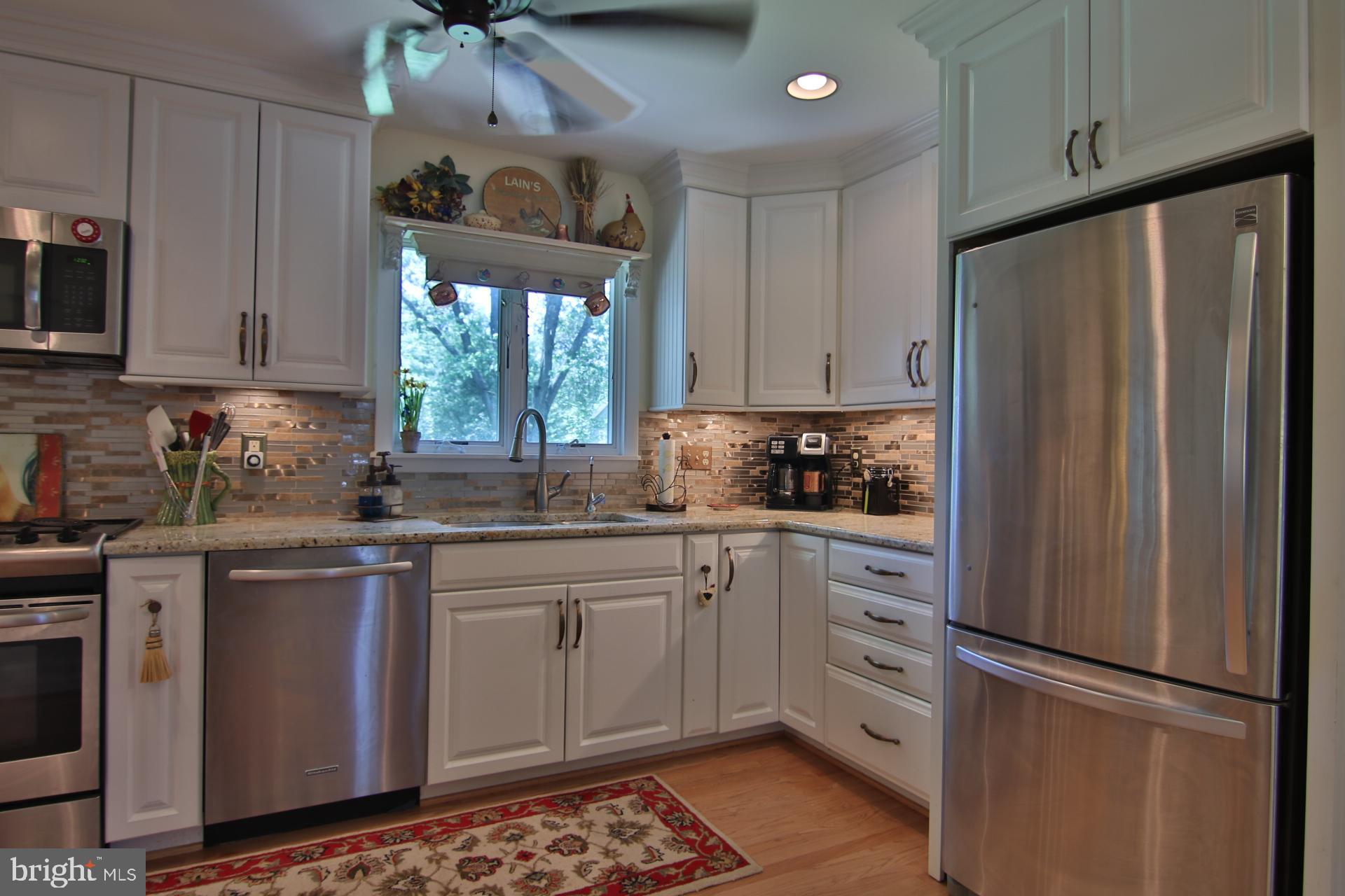 781 Elmhurst Road Severn, MD 21144 - Photo 8 of 34 Fully Appointed Kitchen