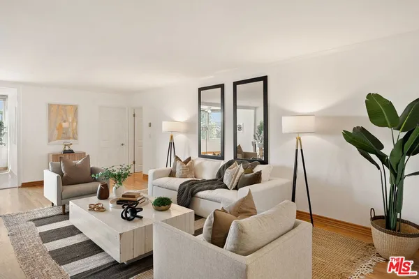 $1,199,000 | 10725 Ohio Avenue, Unit 2, Los Angeles, CA 90024