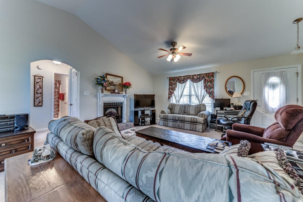 206 Eagleton Road Maryville, TN 37804 - Photo 9 of 20 Gallery Image 9