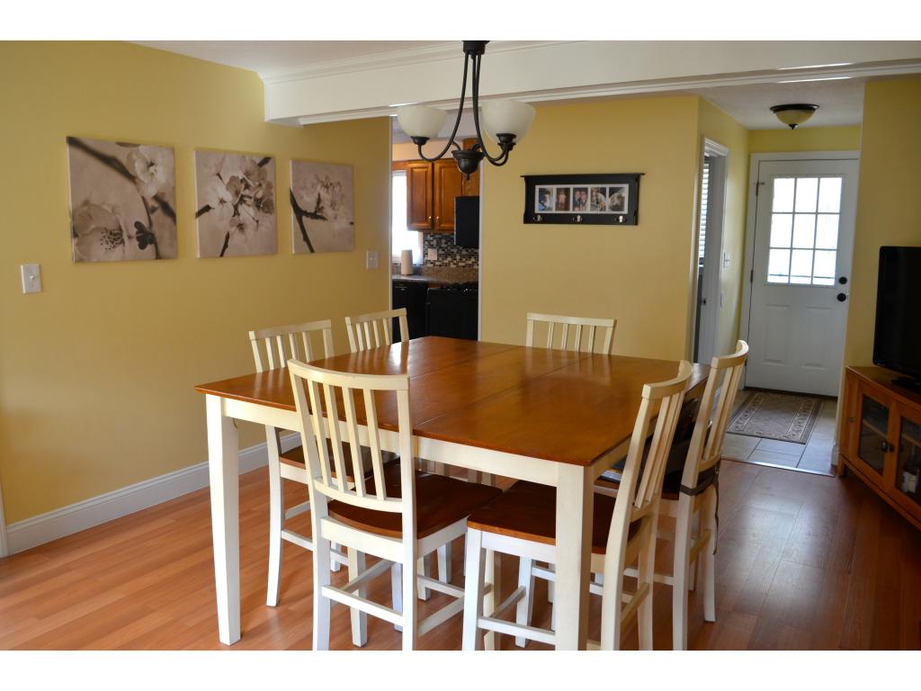 16 Lawson Farm Road Londonderry, NH 03053 - Photo 8 of 22 Gallery Image 8