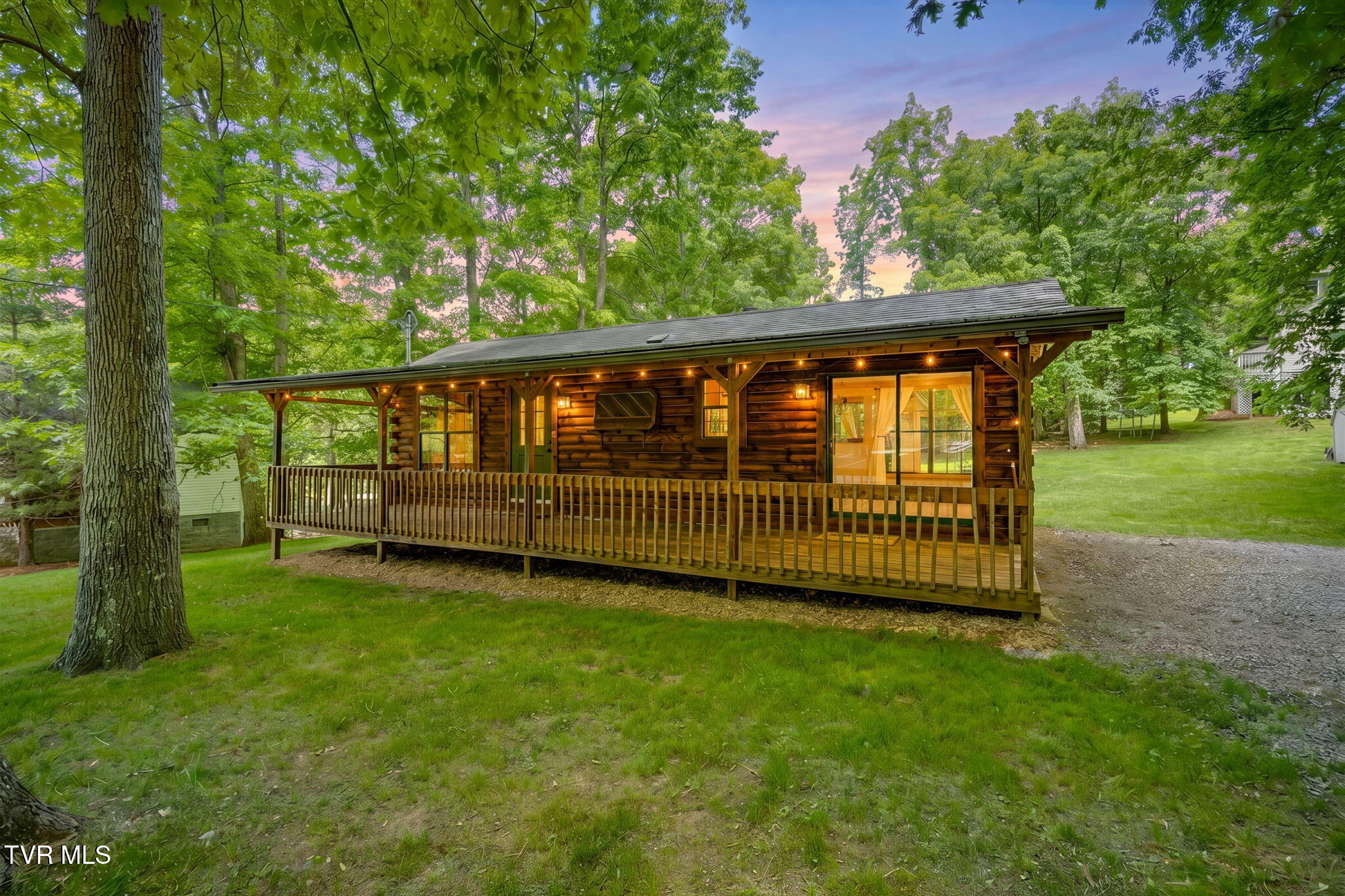 497 Rockingham Road Johnson City, TN 37615 - Photo 1 of 33 001a