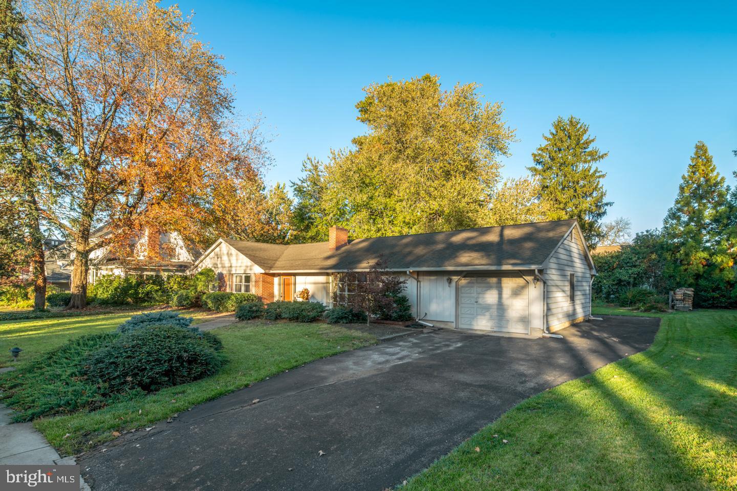 19 Ambler Road Cherry Hill, NJ 08002 - Photo 2 of 26