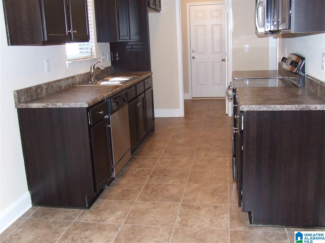 348 Vincent Street Alabaster, AL 35007 - Photo 15 of 34