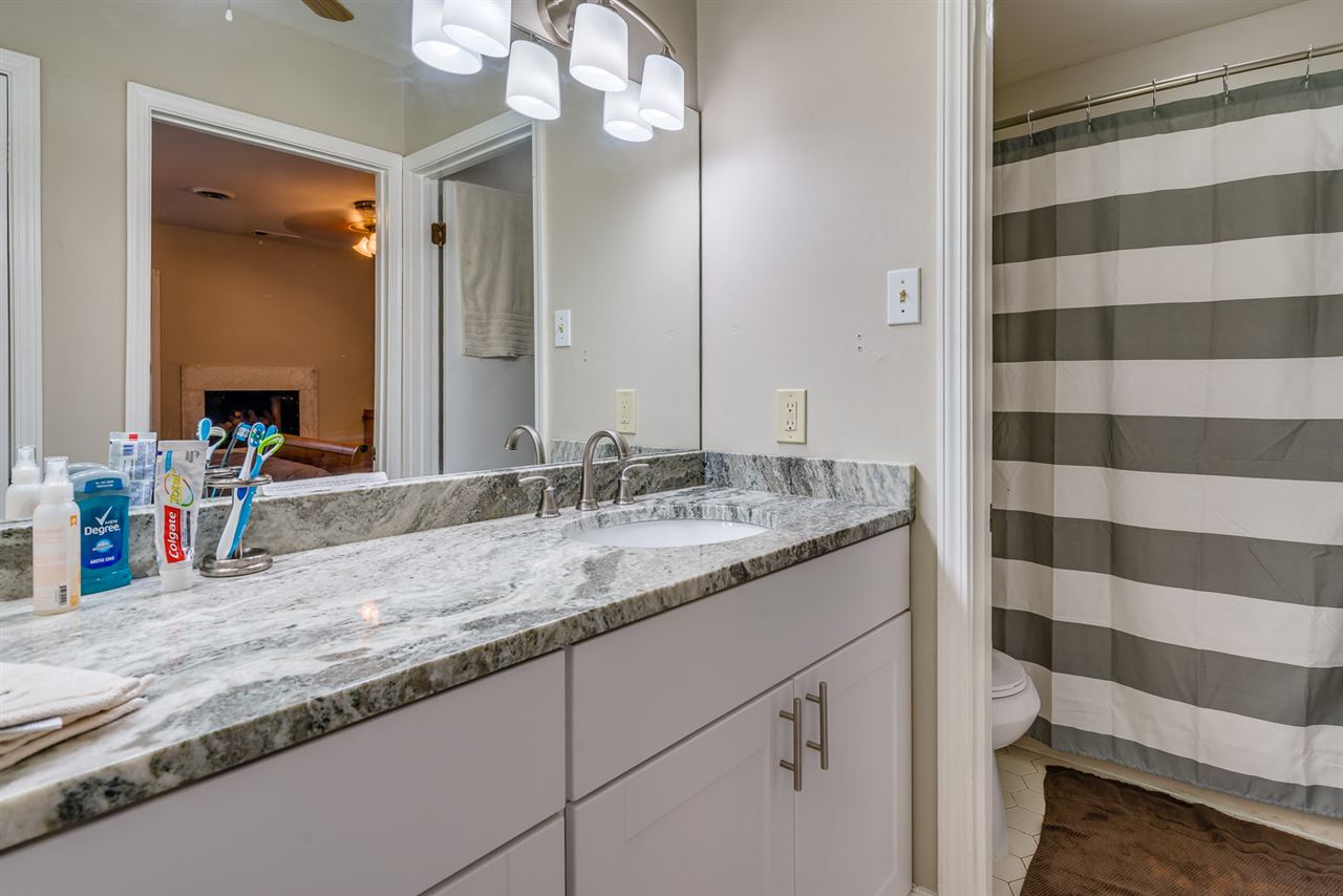 1026 Wilbec Road Memphis, TN 38117 - Photo 14 of 25