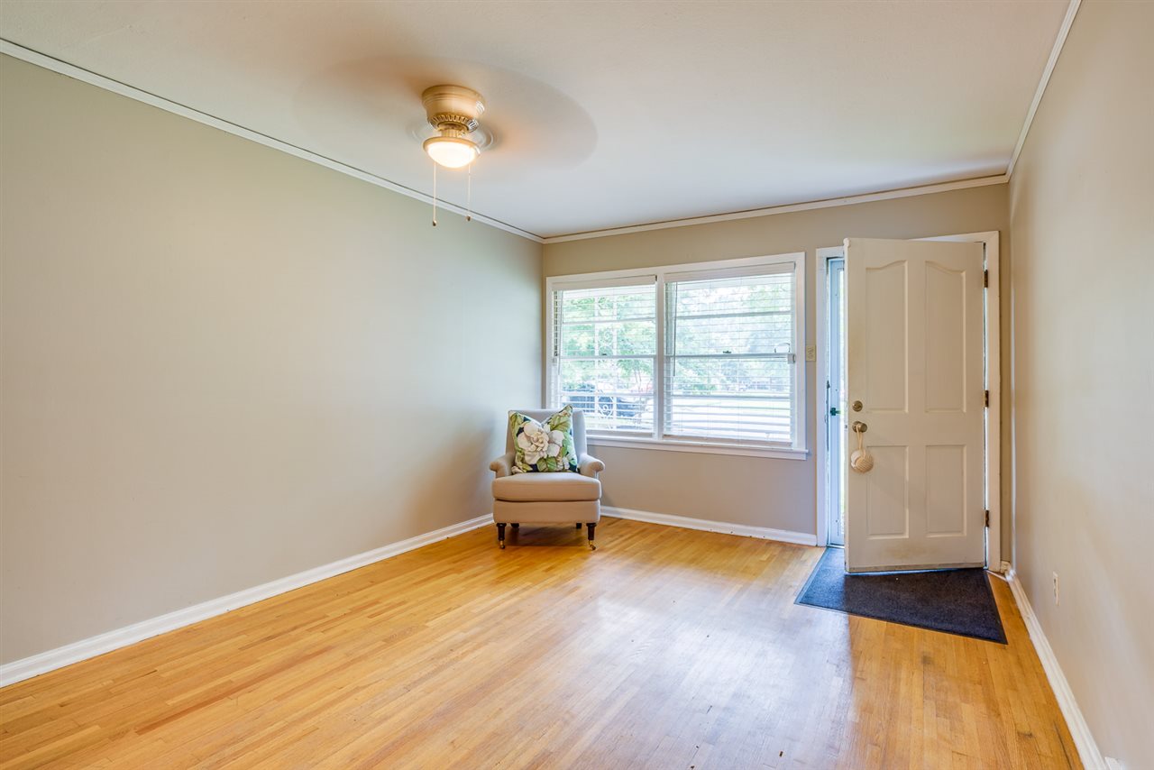1026 Wilbec Road Memphis, TN 38117 - Photo 3 of 25