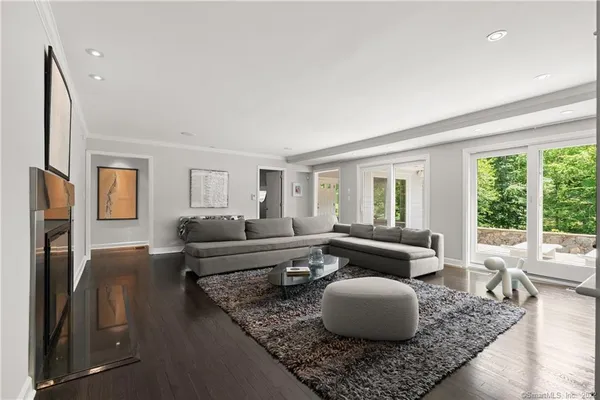 $12,000 | 117 Tobys Lane, New Canaan, CT 06840