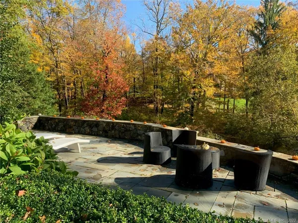 $12,000 | 117 Tobys Lane, New Canaan, CT 06840