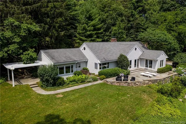 $12,000 | 117 Tobys Lane, New Canaan, CT 06840