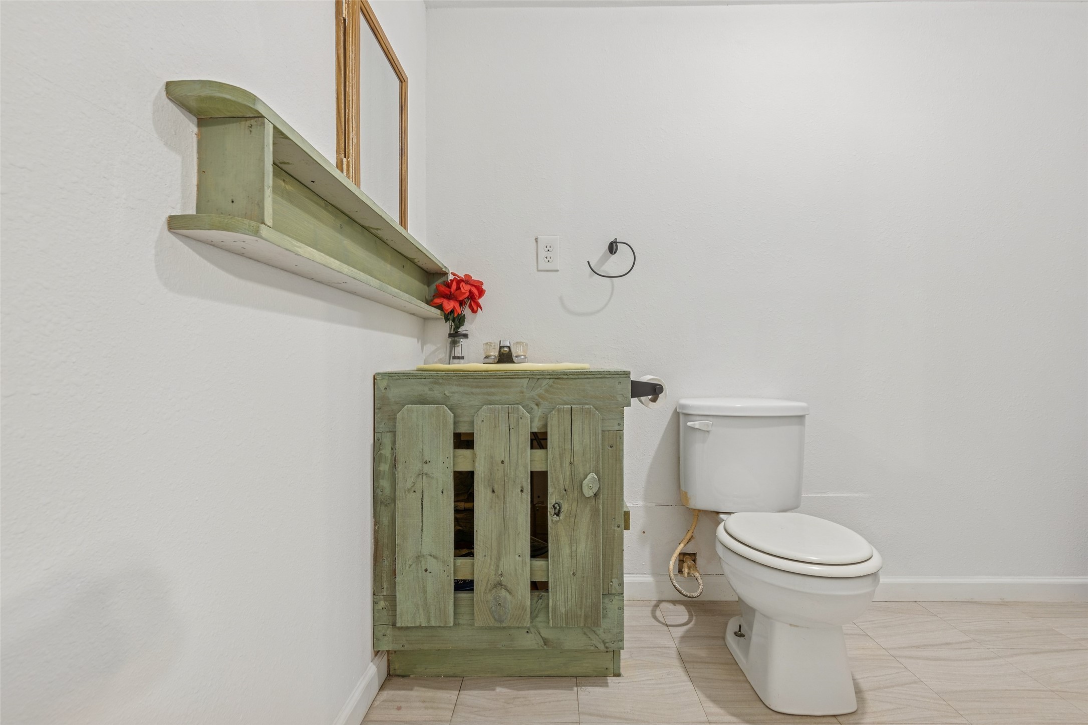 297 Peacock Path Trinity, TX 75862 - Photo 8 of 17