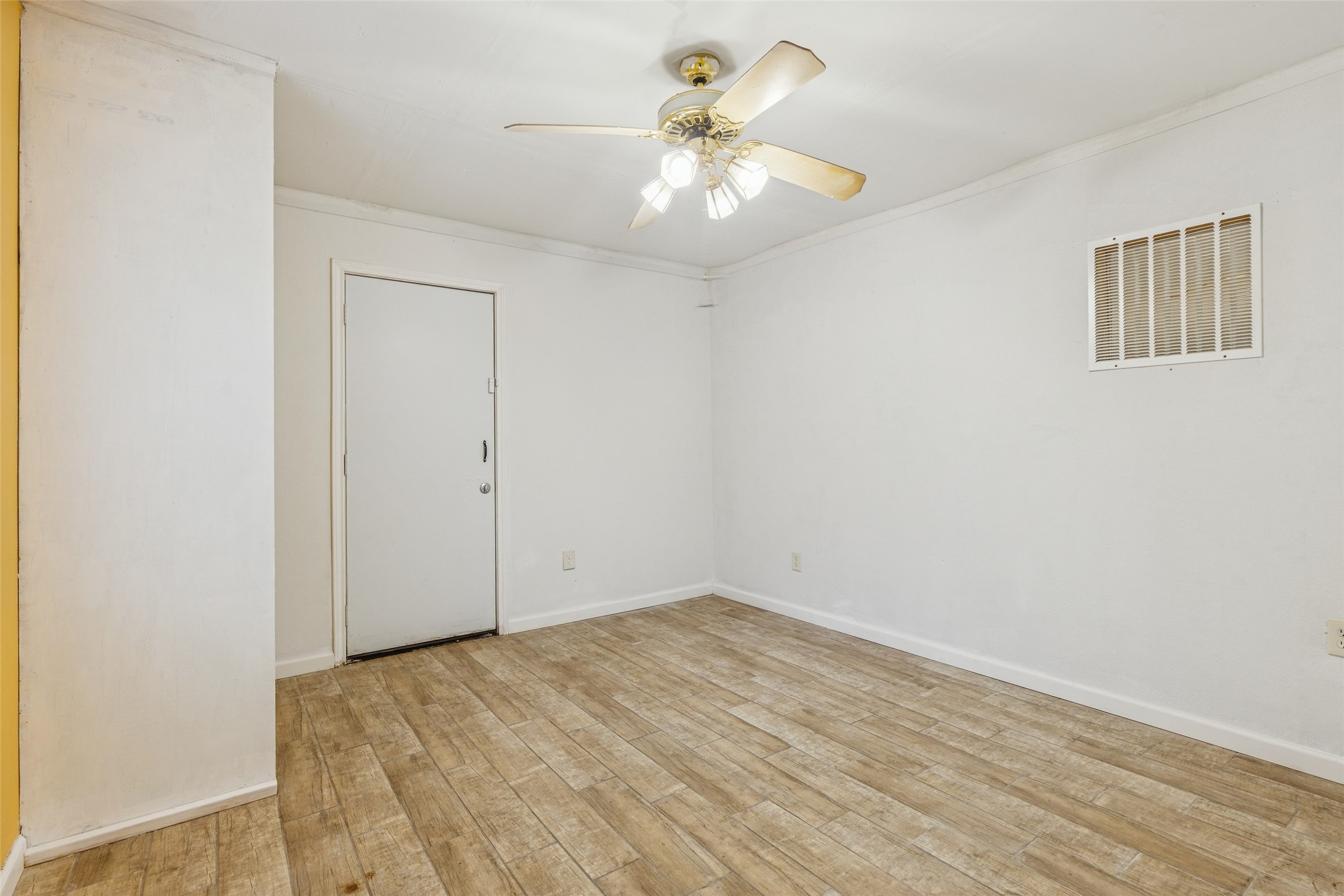 297 Peacock Path Trinity, TX 75862 - Photo 10 of 17