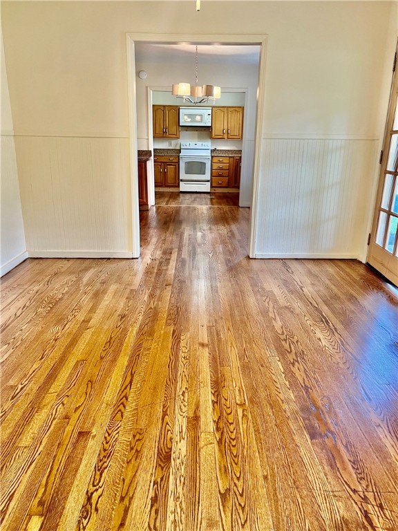 214 Friendship Road Seneca, SC 29678 - Photo 8 of 22