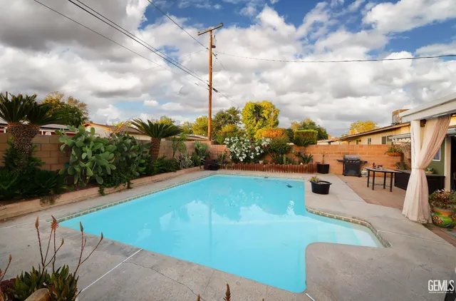 $365,000 | Undisclosed Address, Bakersfield, CA 93306