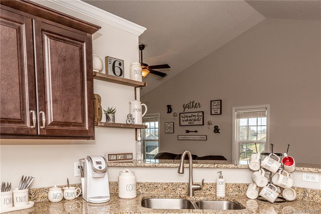 53 Parrot Road, Unit 7 Candler, NC 28715 - Photo 11 of 41 Gallery Image 11