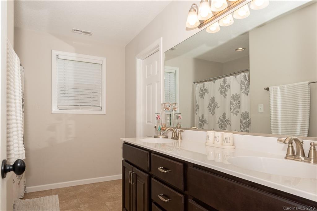 53 Parrot Road, Unit 7 Candler, NC 28715 - Photo 20 of 41 Gallery Image 20