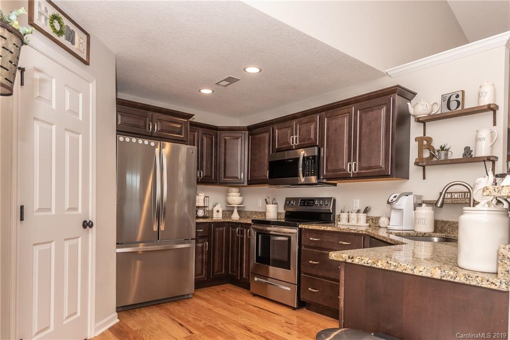 53 Parrot Road, Unit 7 Candler, NC 28715 - Photo 8 of 41 Gallery Image 8
