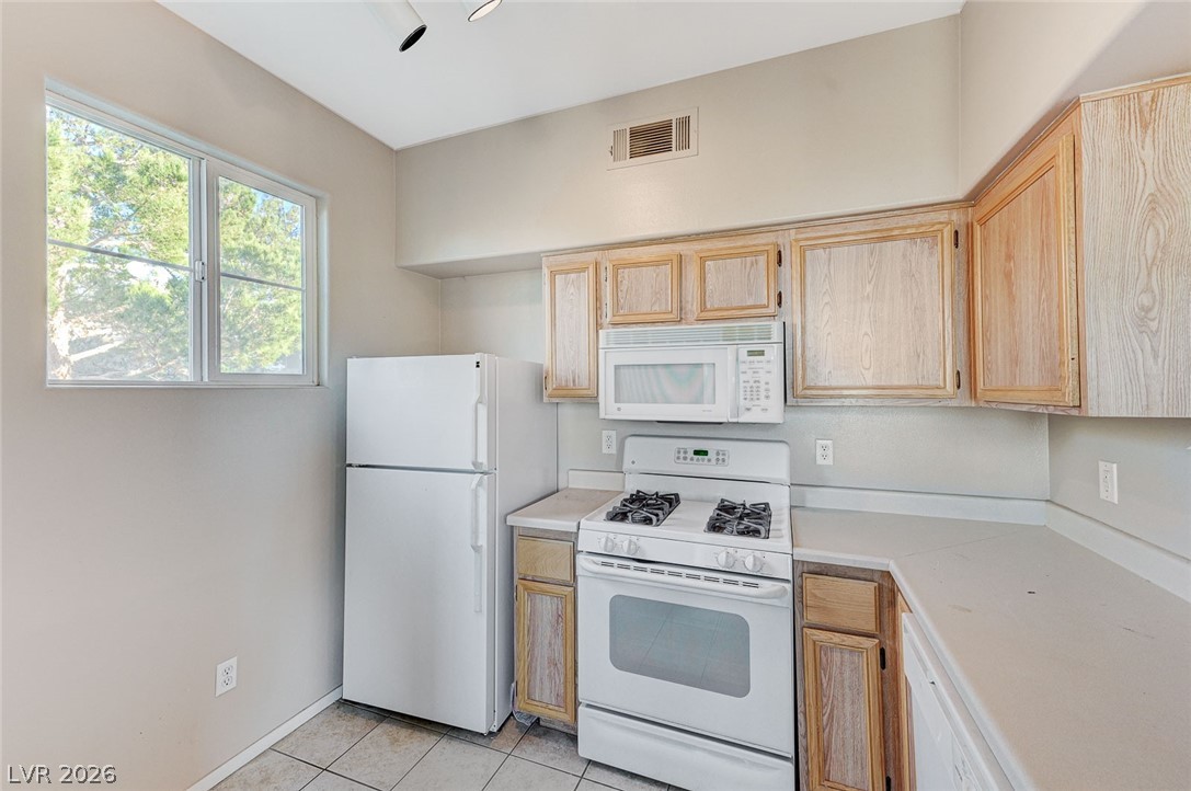 9050 West Warm Springs Road, Unit 2094 Las Vegas, NV 89148 - Photo 12 of 40