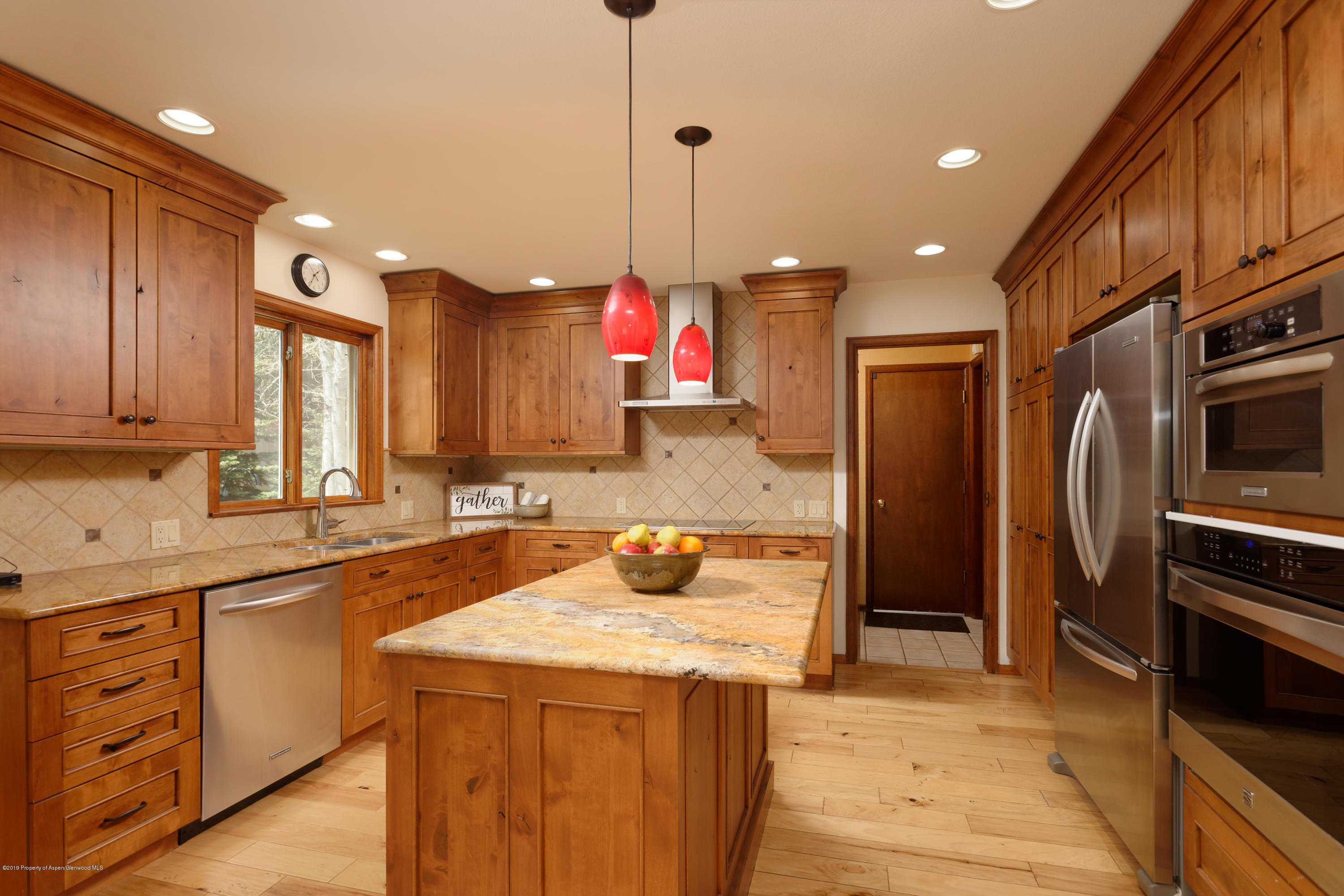 215 Riverside Drive Basalt, CO 81621 - Photo 13 of 33 215RiversideDr_HiRes017