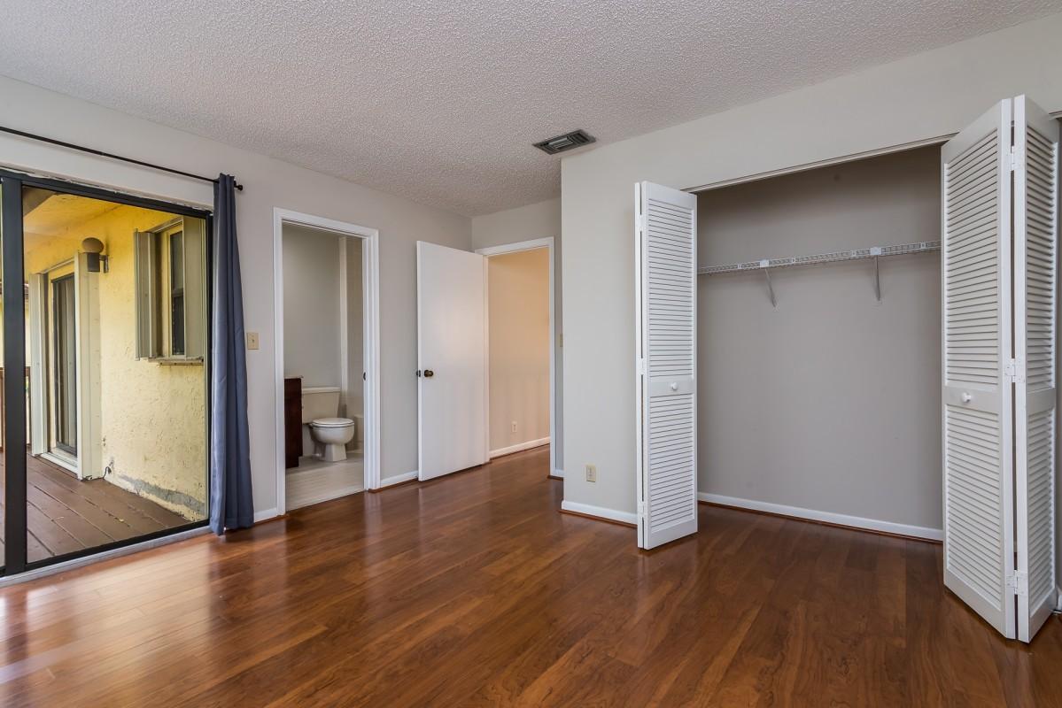 5663 Fox Hollow Drive, Unit D Boca Raton, FL 33486 - Photo 16 of 24 photo-19jpg