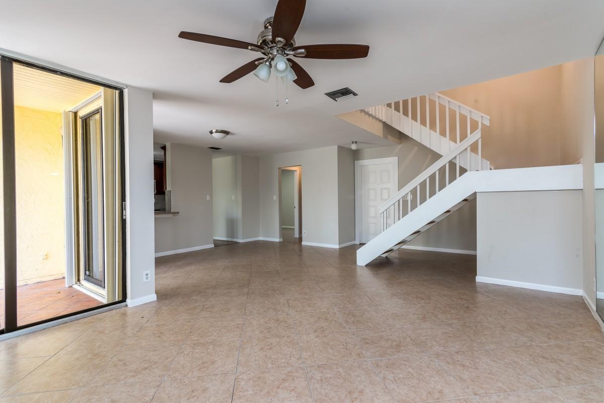 5663 Fox Hollow Drive, Unit D Boca Raton, FL 33486 - Photo 2 of 24 photo-7jpg