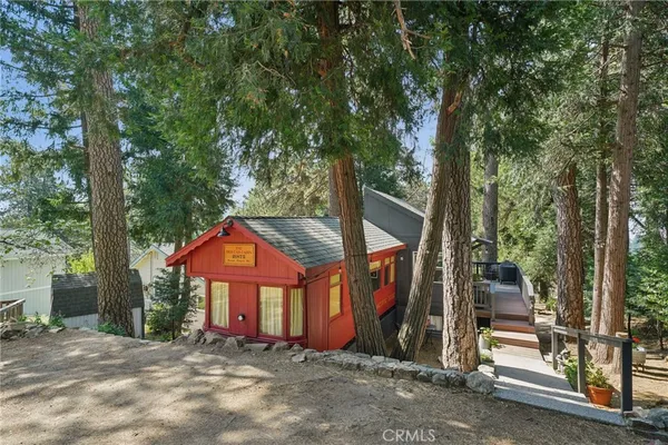 $319,000 | 21875 Sawpit Canyon Road, Cedarpines Park, CA 92322