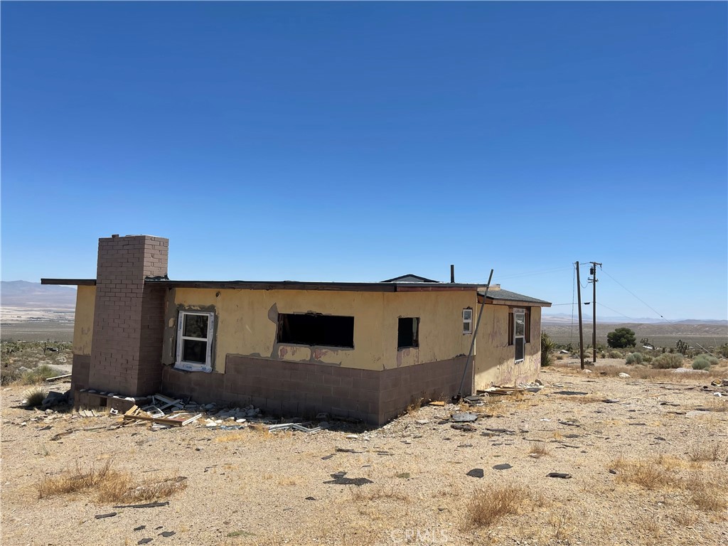 7362 Mesa Road Lucerne Valley, CA 92356 - Photo 13 of 15