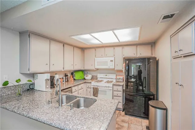 $768,000 | 23 Calle De Cabos, Phillips Ranch, CA 91766