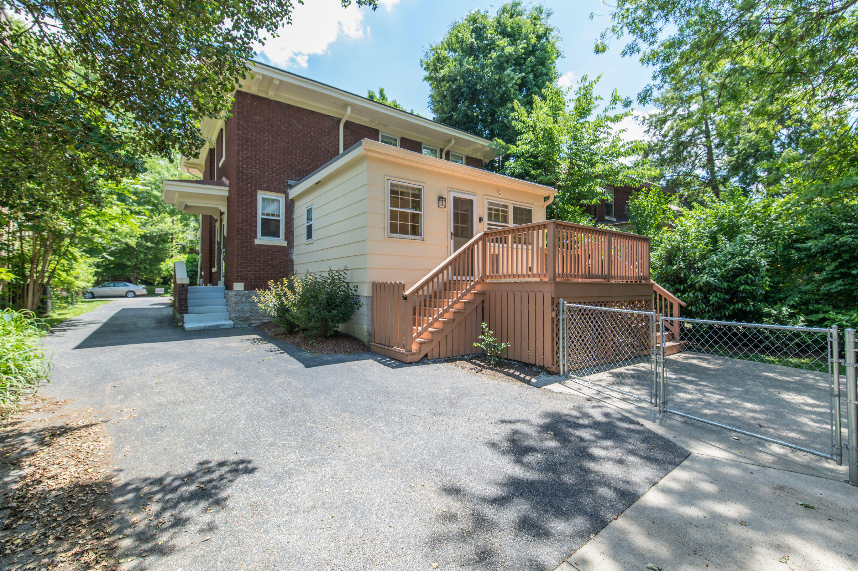 227 McDowell Road Lexington, KY 40502 - Photo 36 of 42 20220603-227-McDowell-Rd-parker-realty-0