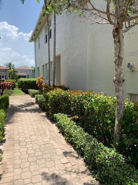 3083 Laurel Ridge Circle Riviera Beach, FL 33404 - Photo 15 of 20 20190626205936801452000000-o