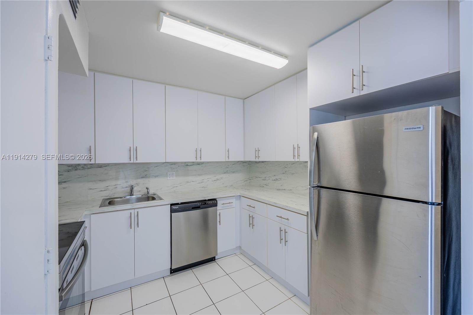 4164 Inverrary Drive, Unit 812 Lauderhill, FL 33319 - Photo 14 of 41