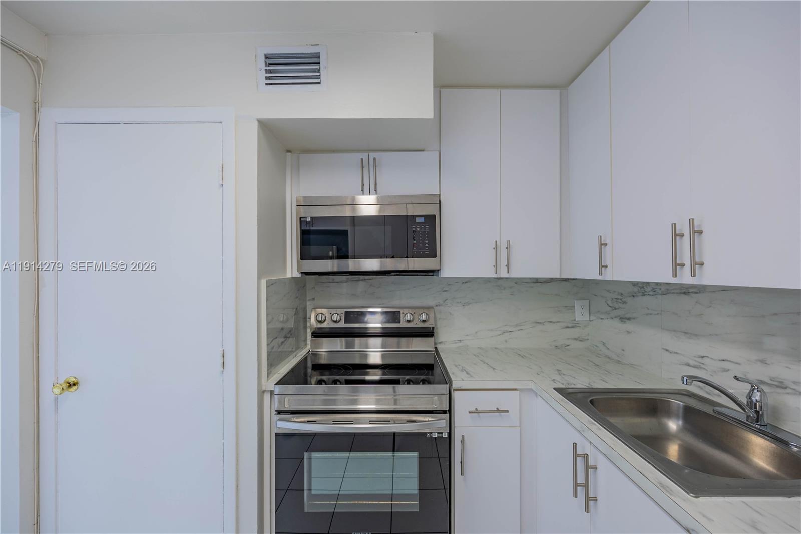 4164 Inverrary Drive, Unit 812 Lauderhill, FL 33319 - Photo 15 of 41