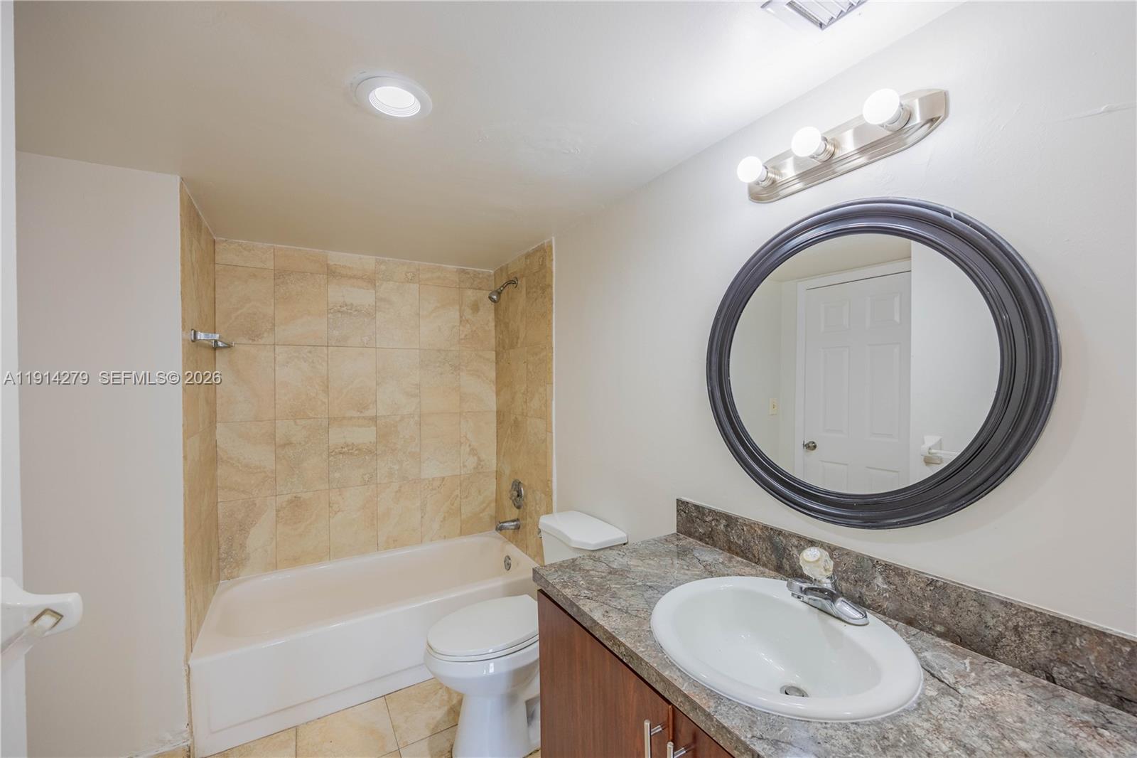 4164 Inverrary Drive, Unit 812 Lauderhill, FL 33319 - Photo 24 of 41