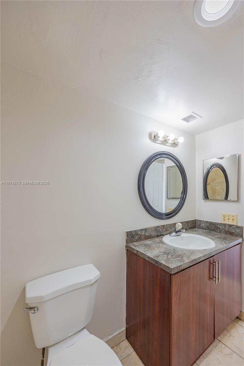 4164 Inverrary Drive, Unit 812 Lauderhill, FL 33319 - Photo 25 of 41