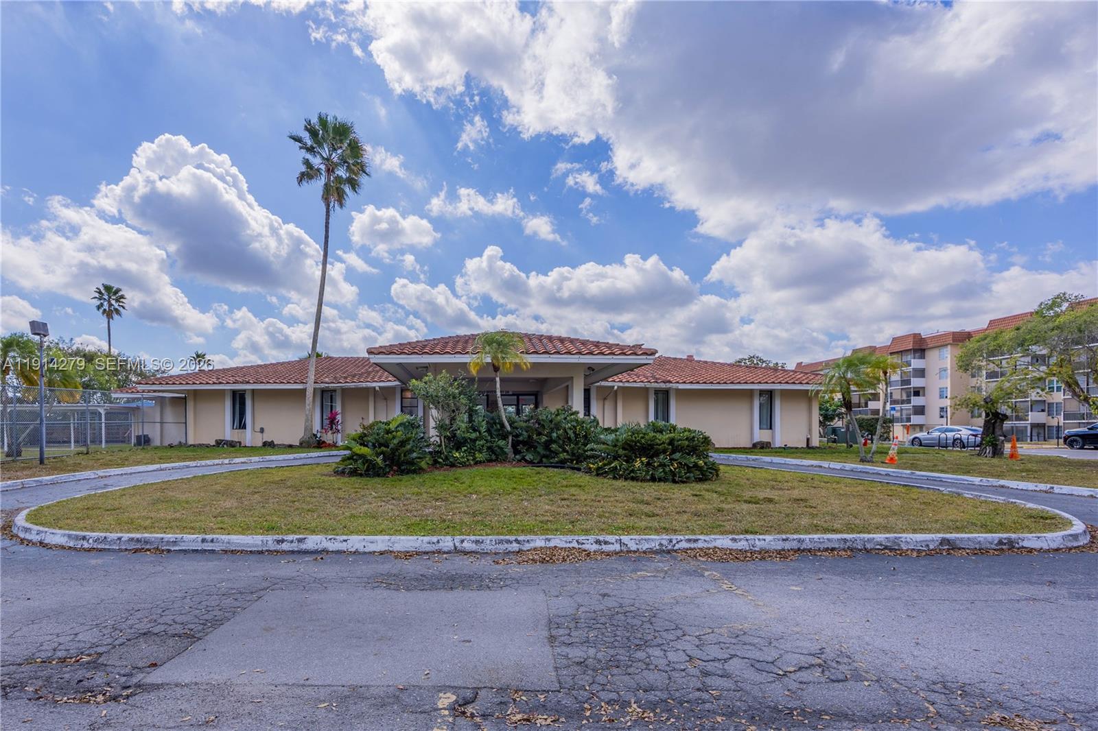 4164 Inverrary Drive, Unit 812 Lauderhill, FL 33319 - Photo 34 of 41