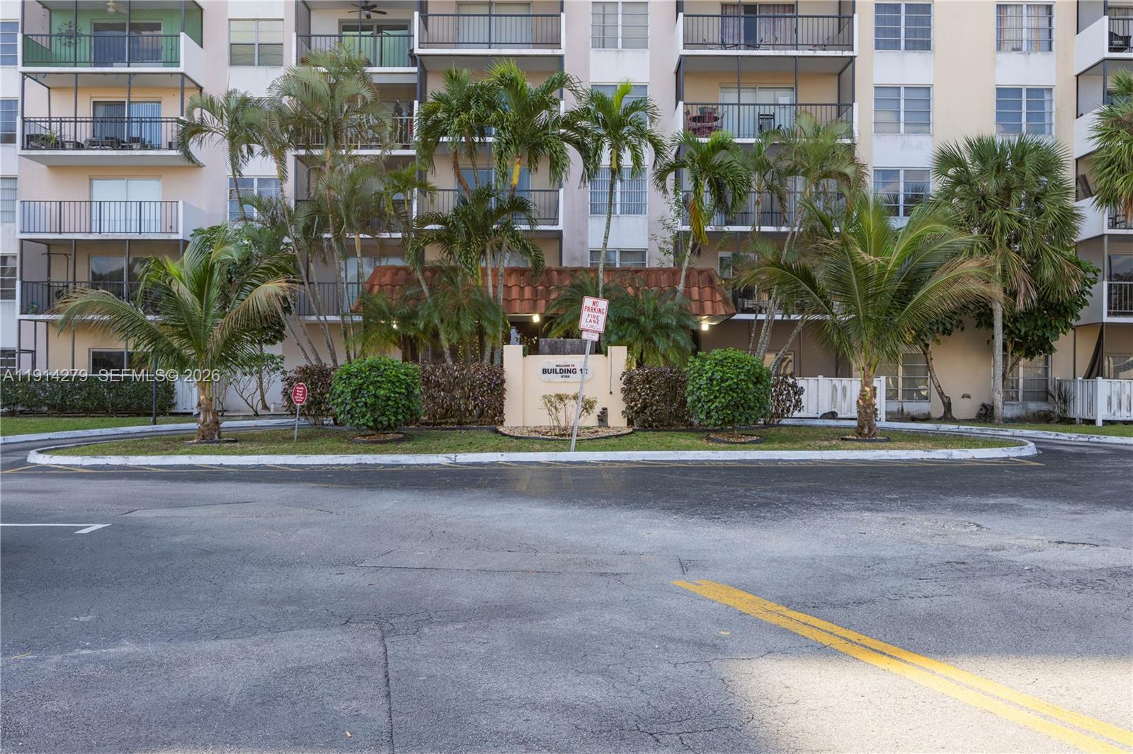 4164 Inverrary Drive, Unit 812 Lauderhill, FL 33319 - Photo 9 of 41