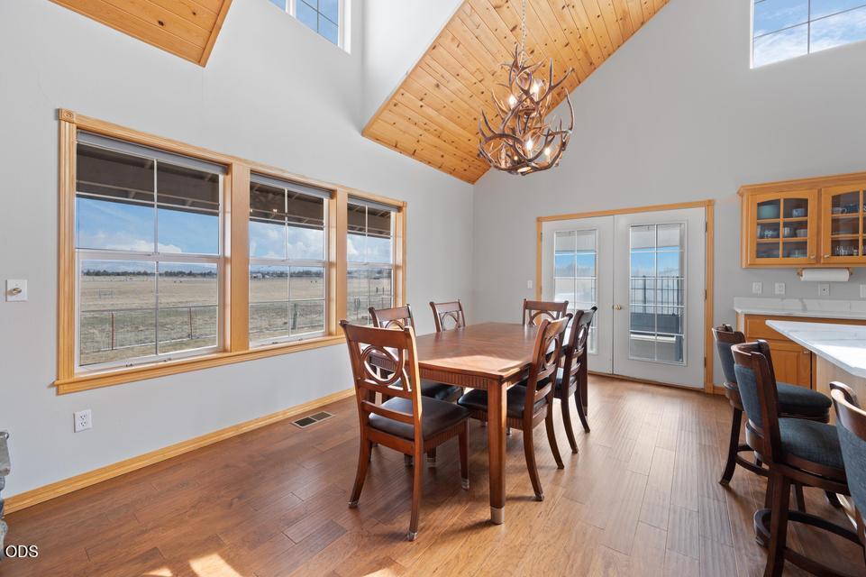 24585 Dodds Road Bend, OR 97701 - Photo 35 of 114