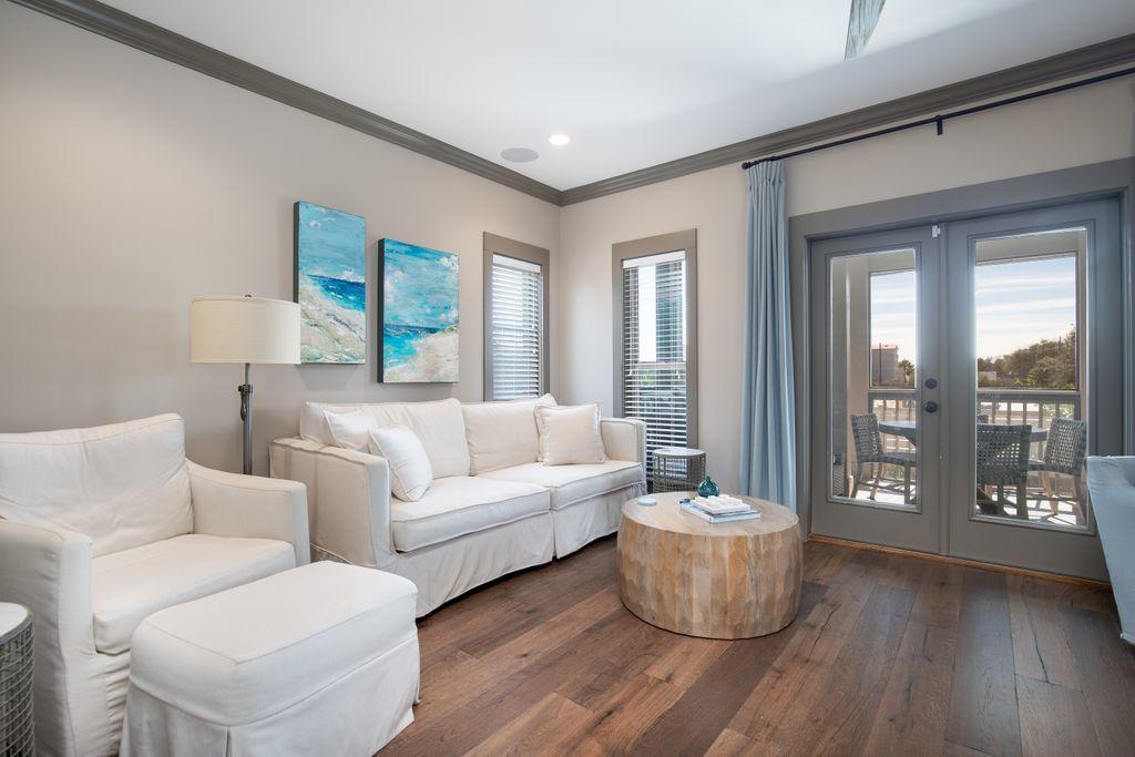 46 Eagles Landing Inlet Beach Inlet Beach, FL 32461 - Photo 11 of 40 a living room with furniture and a potted plant