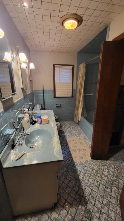 75 Rowe Drive Cranston, RI 02921 - Photo 13 of 14