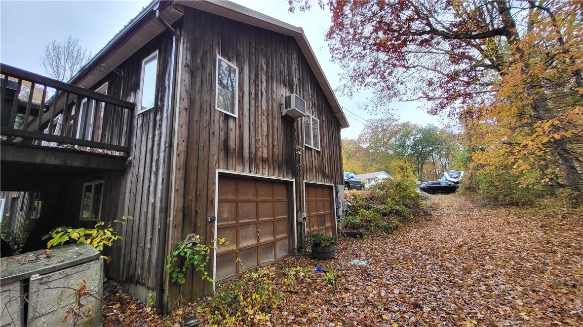 75 Rowe Drive Cranston, RI 02921 - Photo 5 of 14